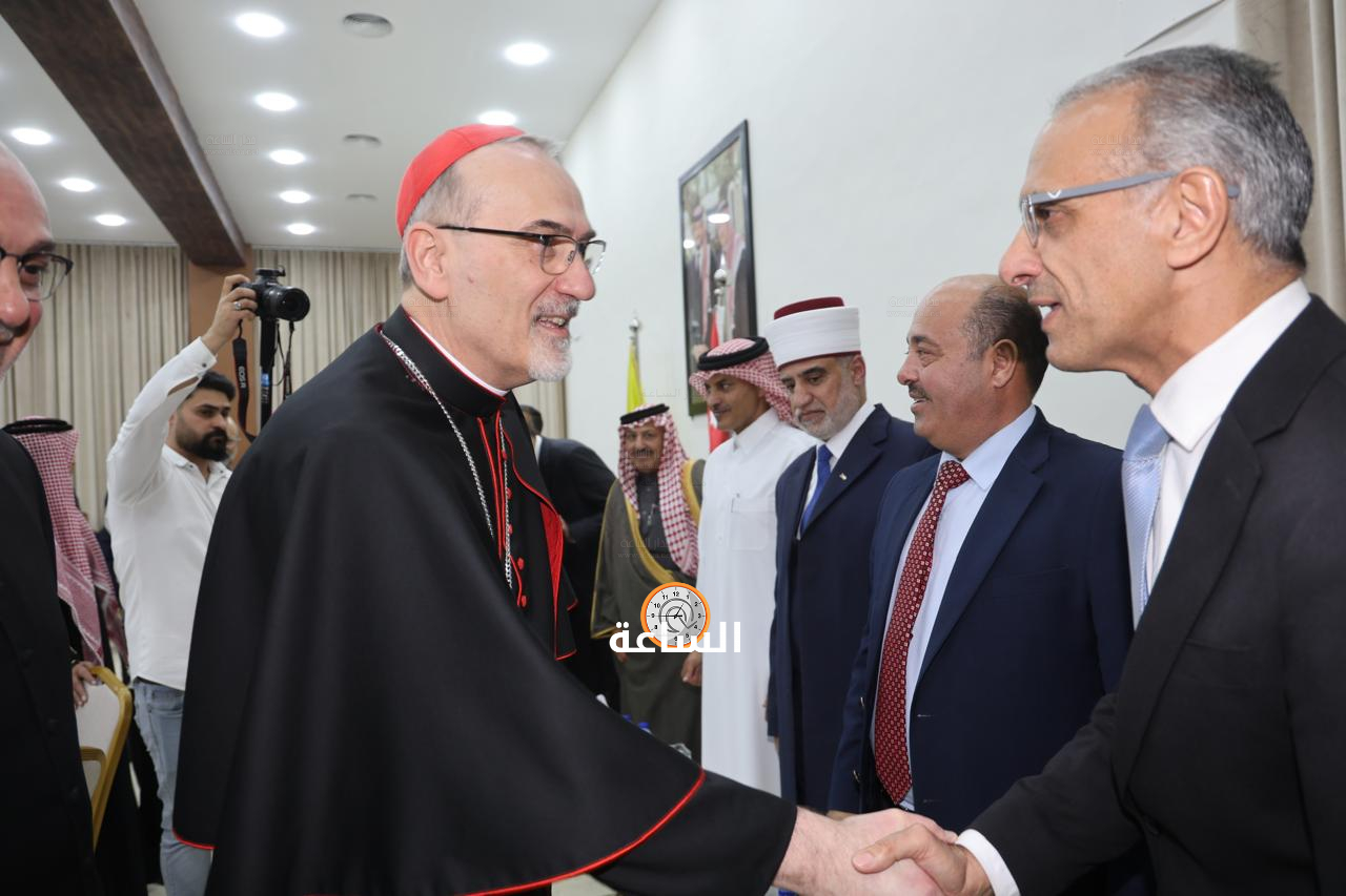 Madar Al-Saa Images 0.48976809167828705