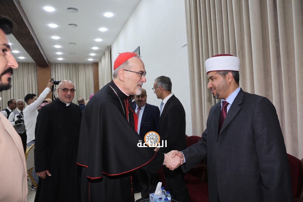 Madar Al-Saa Images 0.5602239295496081