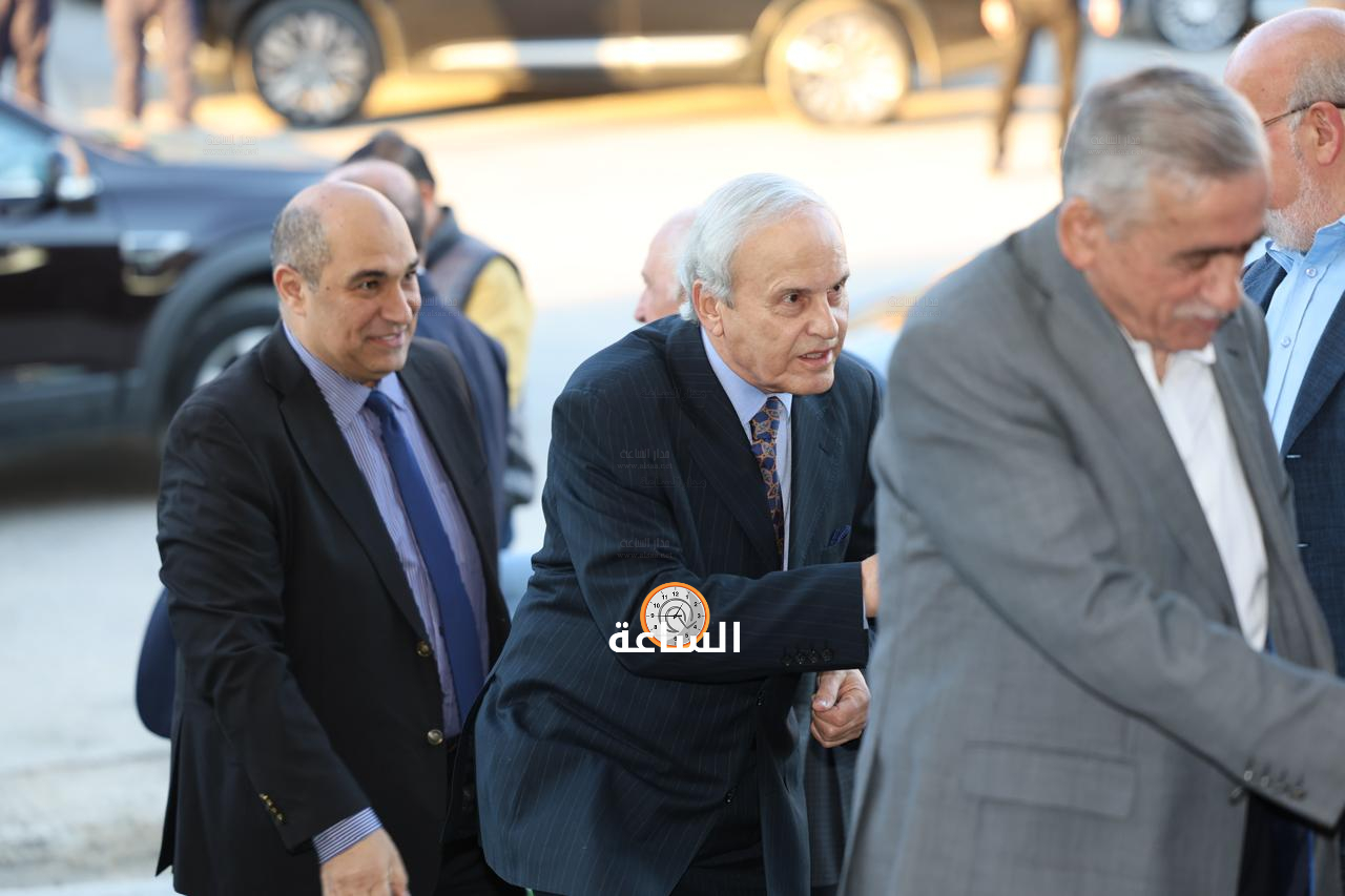 Madar Al-Saa Images 0.31289619535773183