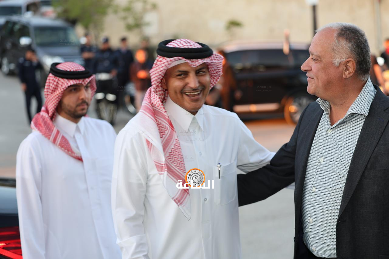 Madar Al-Saa Images 0.2857524553873634