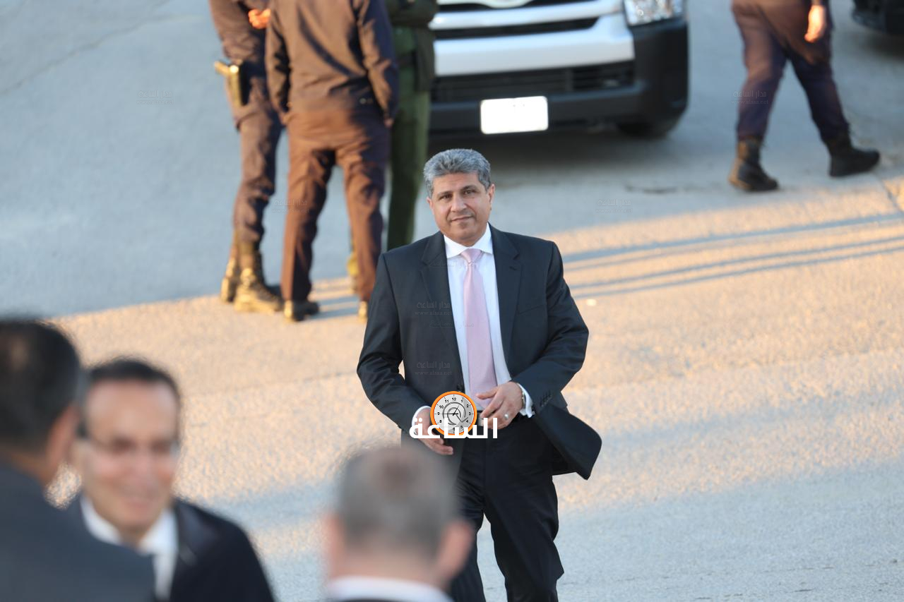 Madar Al-Saa Images 0.7819845719131014