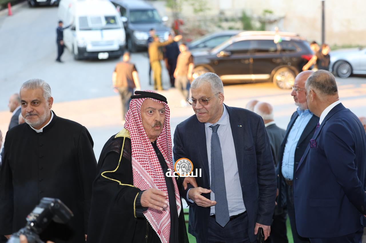 Madar Al-Saa Images 0.40283252105540557