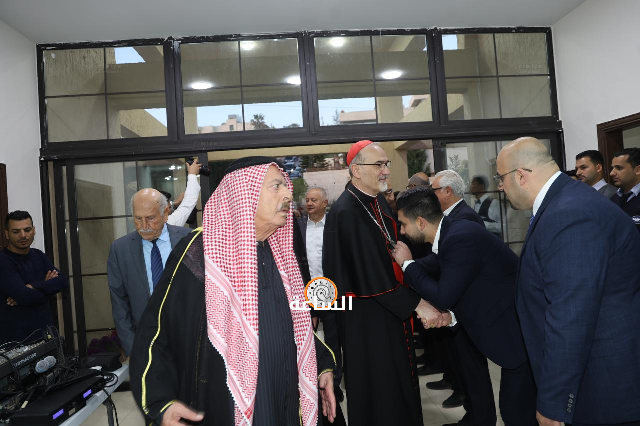 Madar Al-Saa Images 0.6362495986814697