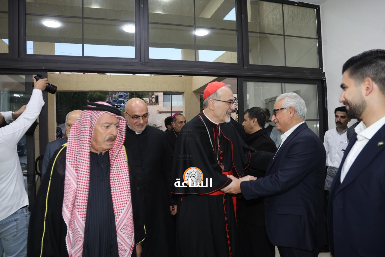 Madar Al-Saa Images 0.7318308459755156