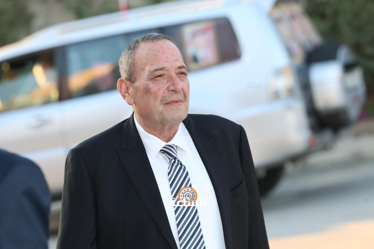 Madar Al-Saa Images 0.4399266360204397