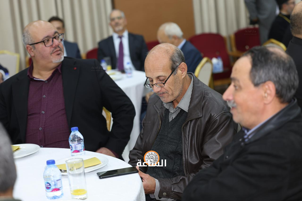 Madar Al-Saa Images 0.009079457657700574