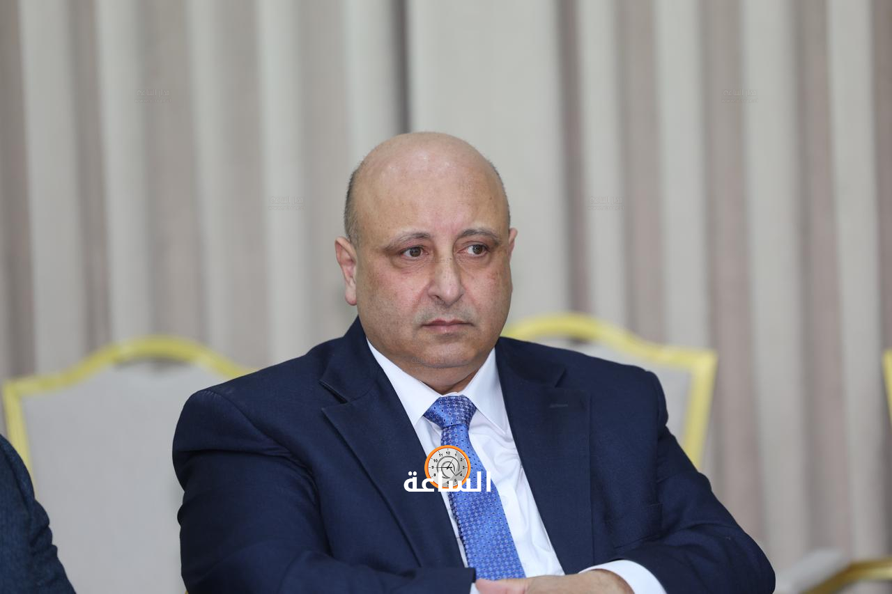 Madar Al-Saa Images 0.05002545539245673