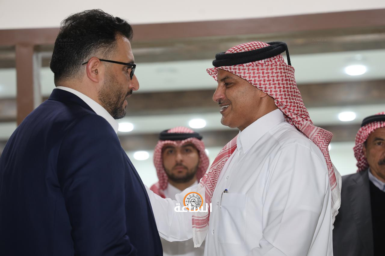 Madar Al-Saa Images 0.4397727350083289