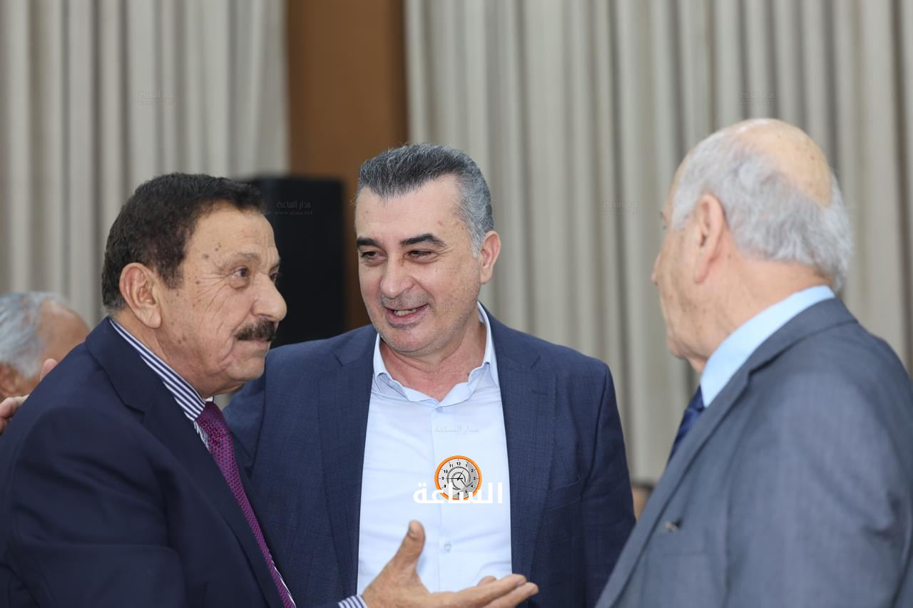 Madar Al-Saa Images 0.4765606055039071