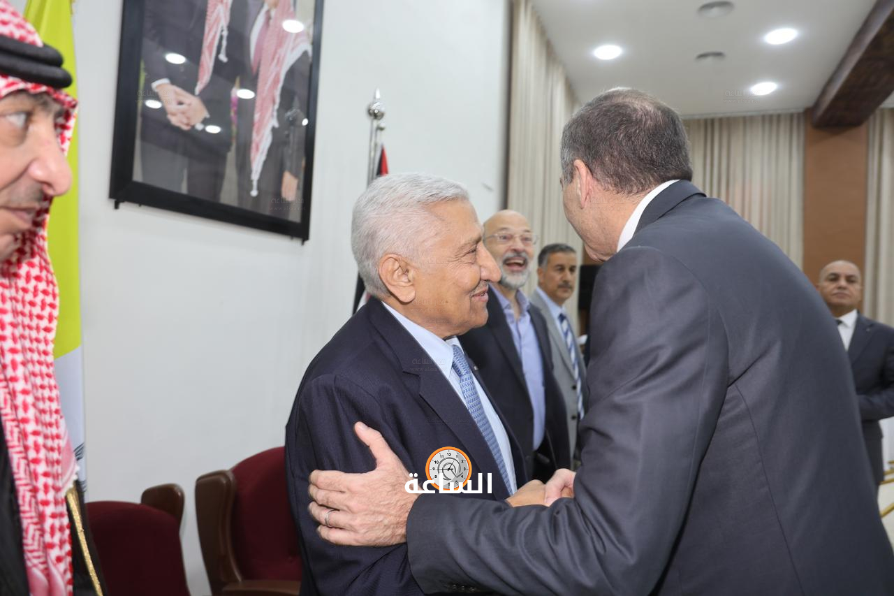 Madar Al-Saa Images 0.8876787005149731