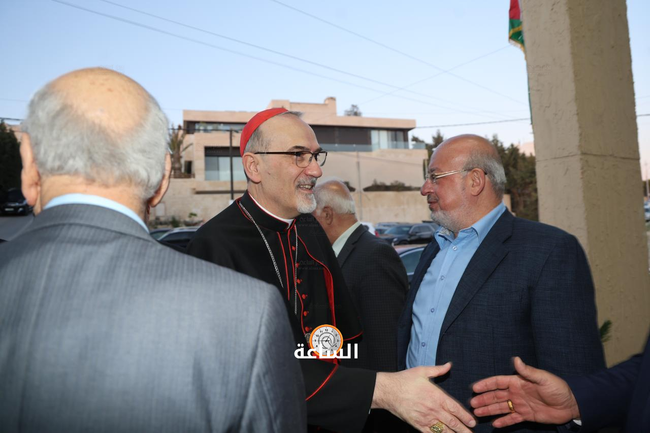 Madar Al-Saa Images 0.1259922984624876