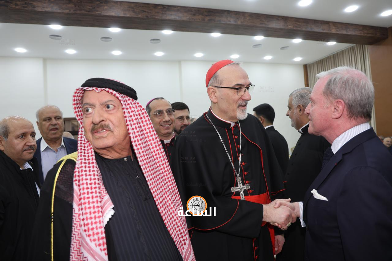 Madar Al-Saa Images 0.02444558229320959