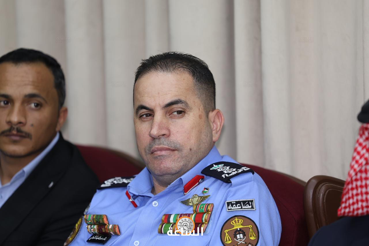 Madar Al-Saa Images 0.6394697632399491