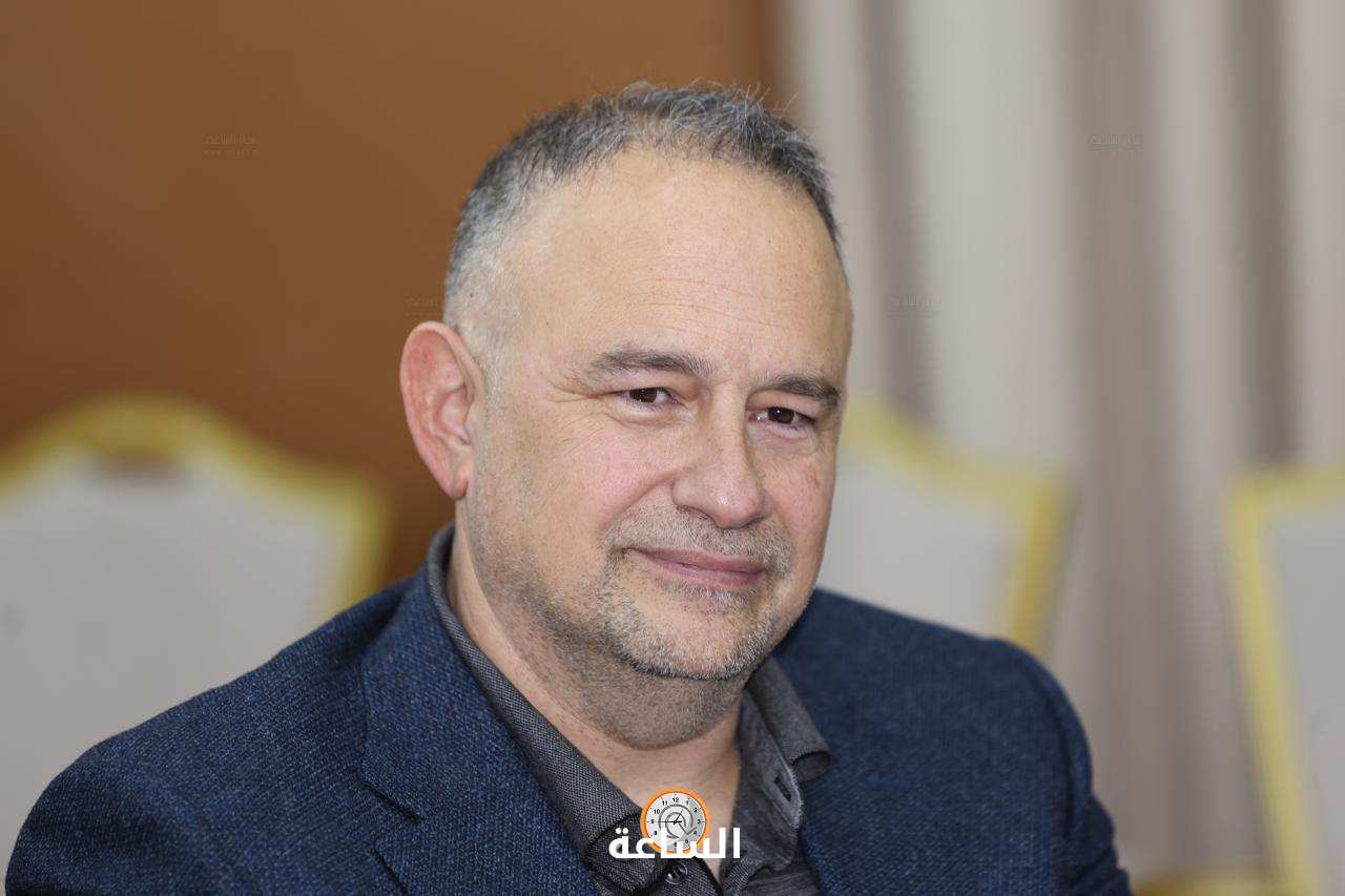 Madar Al-Saa Images 0.7533805713518904