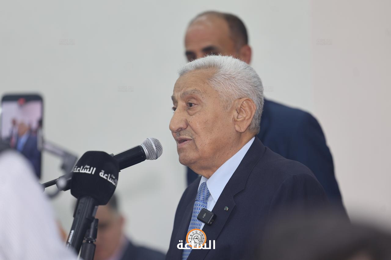 Madar Al-Saa Images 0.13370802885828625