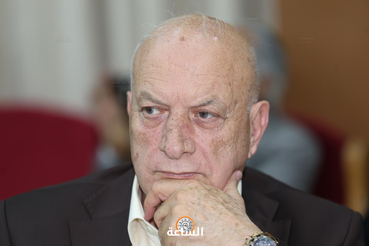 Madar Al-Saa Images 0.7455434599205346