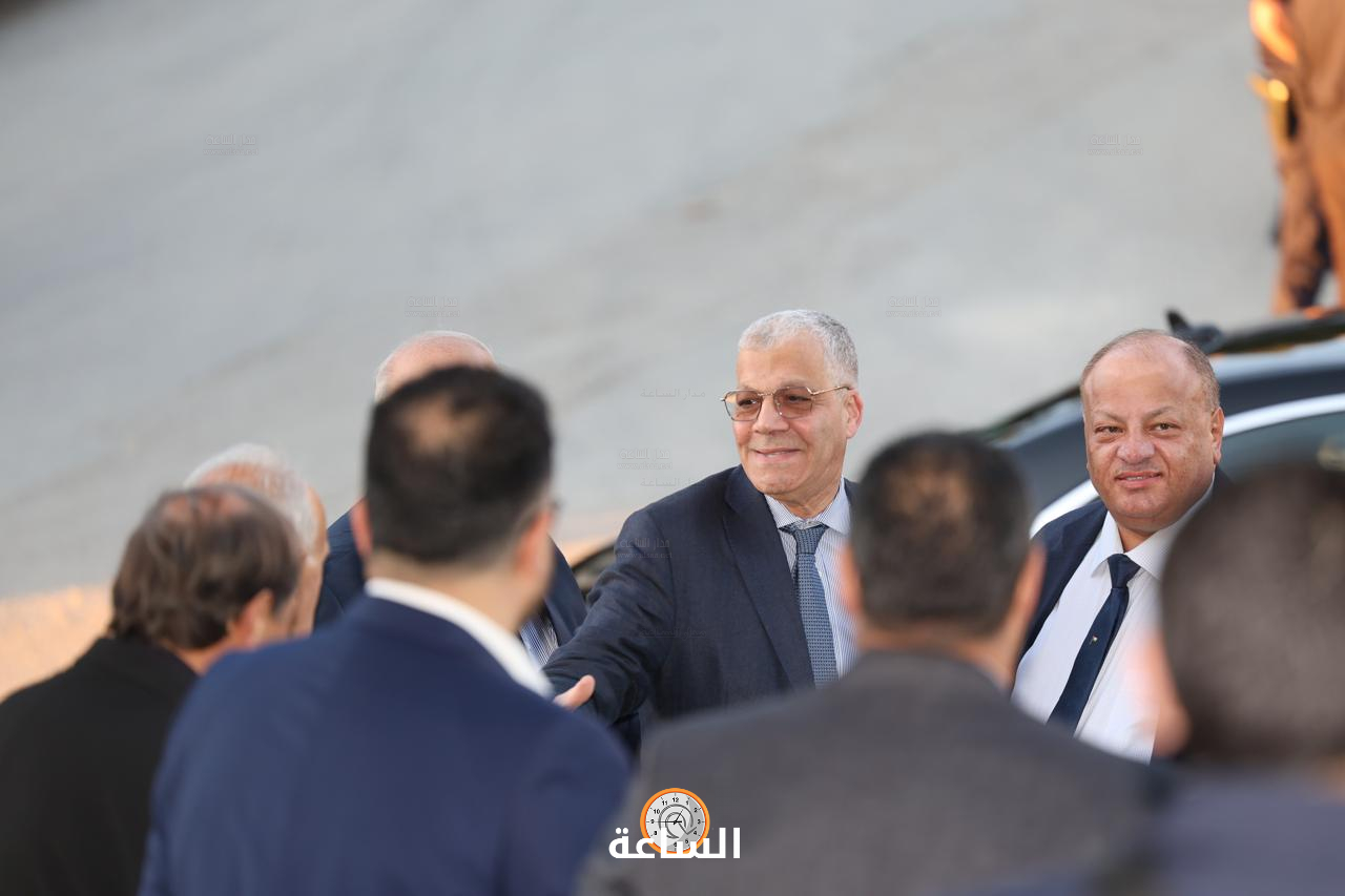 Madar Al-Saa Images 0.1950392834669995