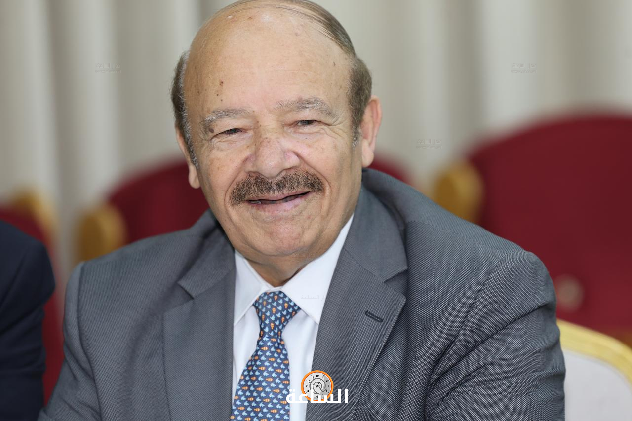 Madar Al-Saa Images 0.4483955176784721