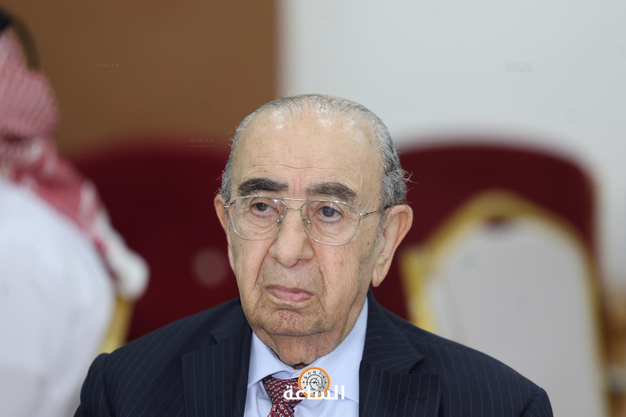 Madar Al-Saa Images 0.4176715210879809