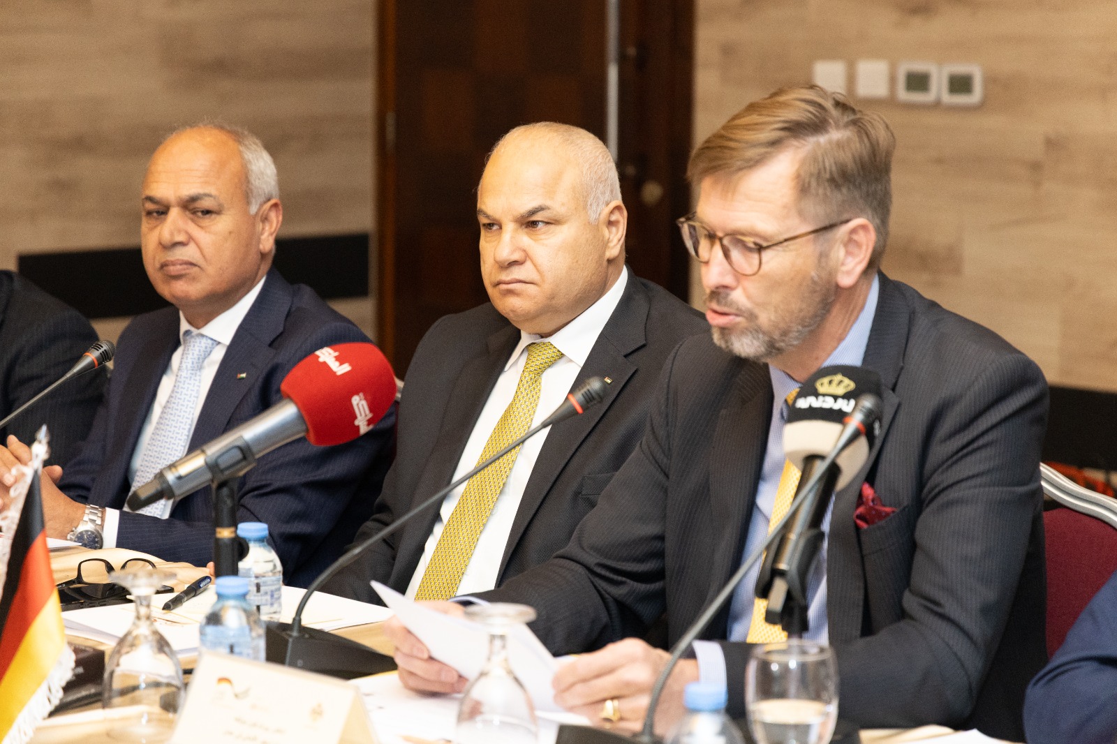 Madar Al-Saa Images 0.6862245945254555