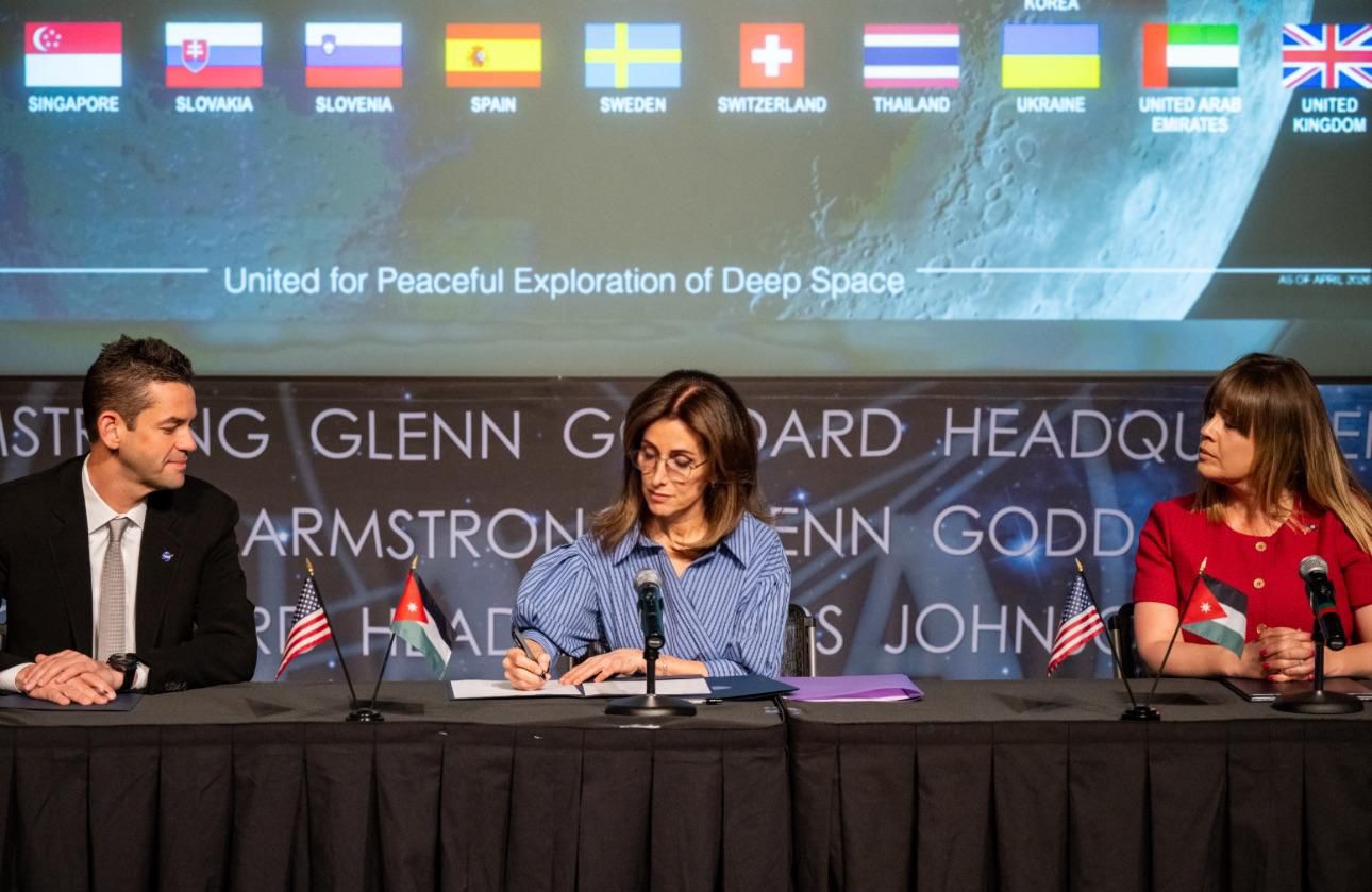 Madar Al-Saa Images 0.9133229274354827