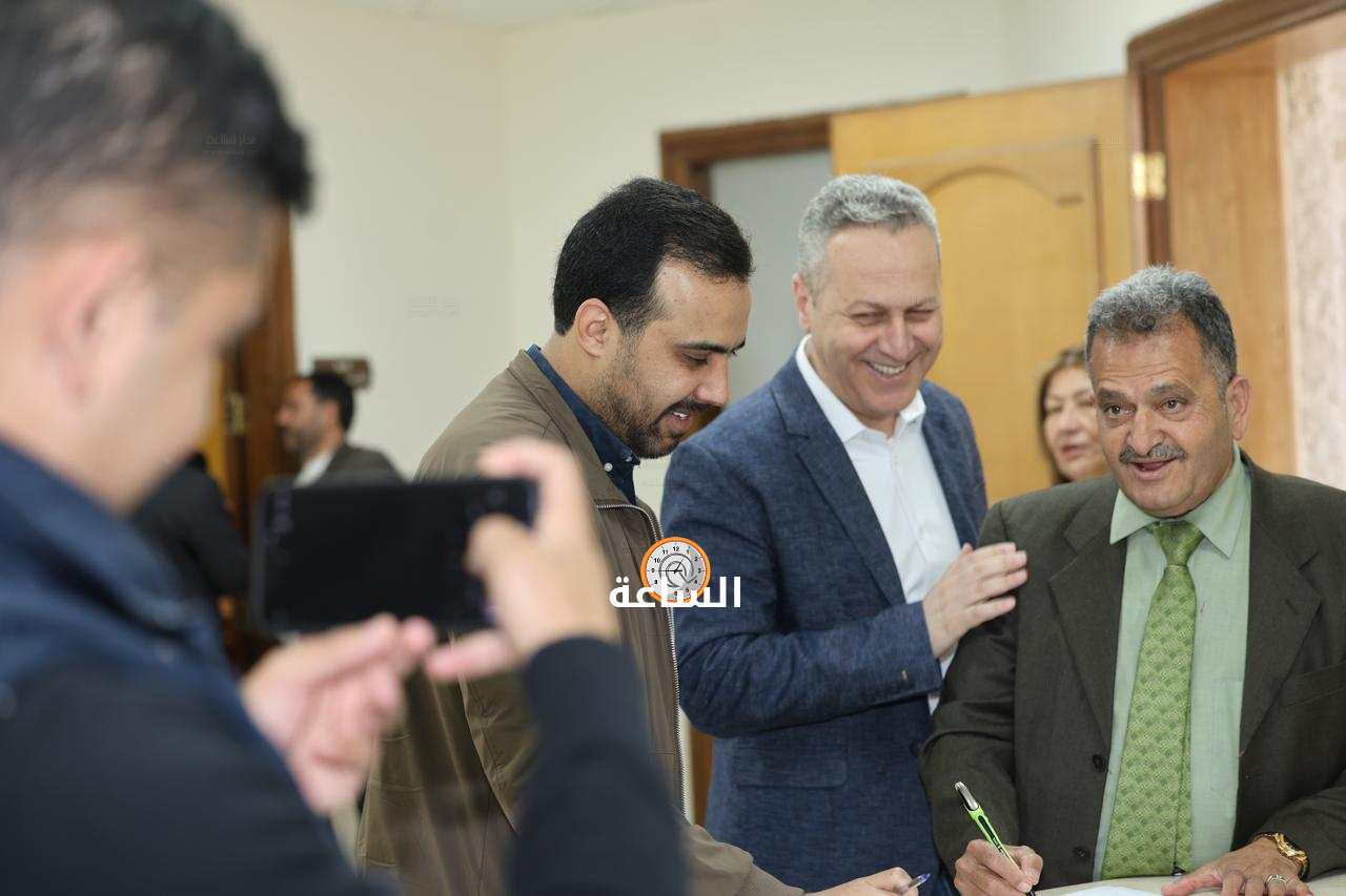 Madar Al-Saa Images 0.9175481342577135