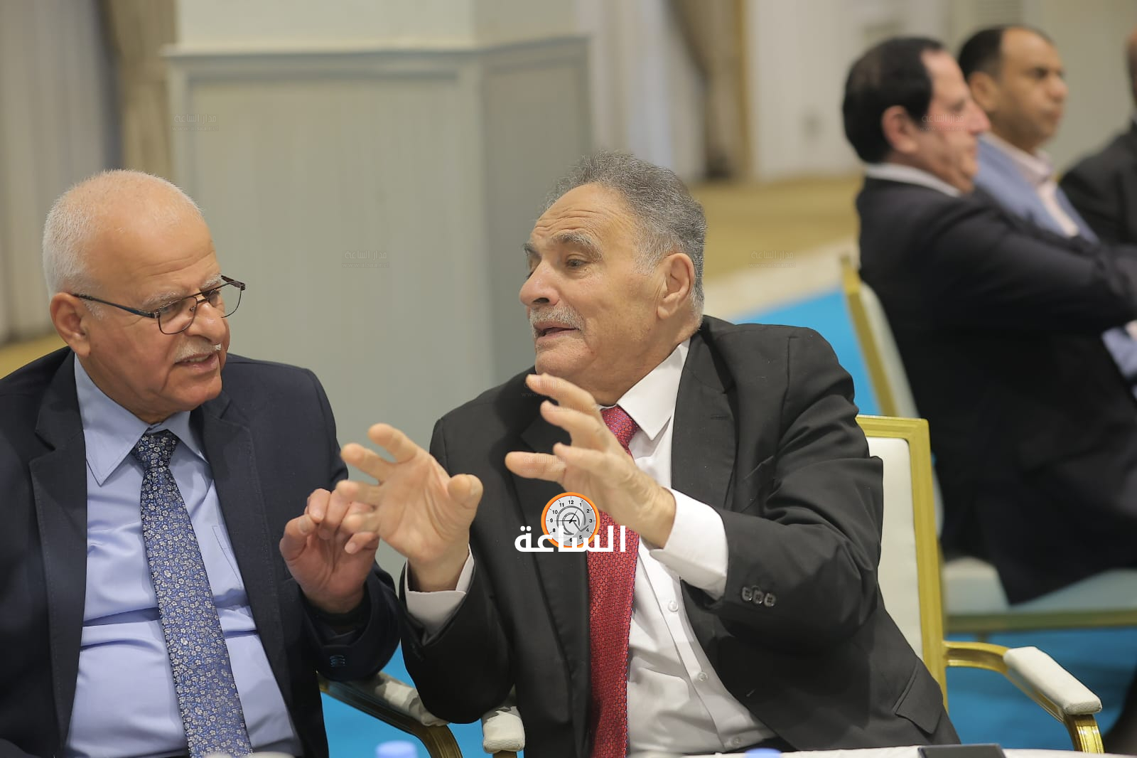 Madar Al-Saa Images 0.5308174422711209