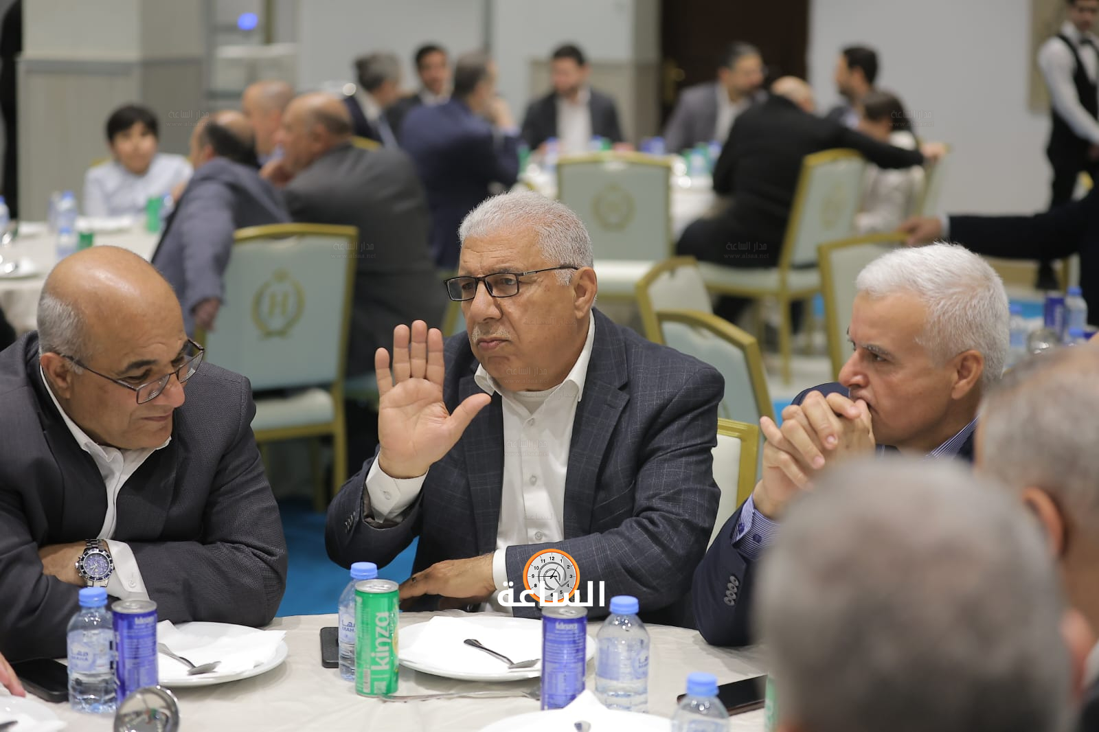 Madar Al-Saa Images 0.614057733065928