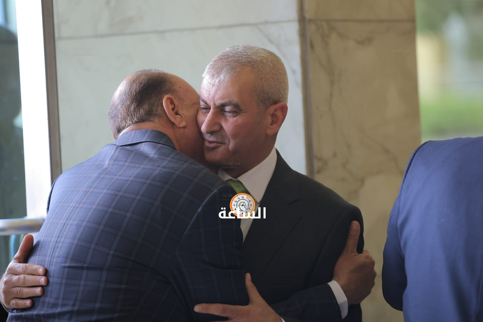 Madar Al-Saa Images 0.444588121862312