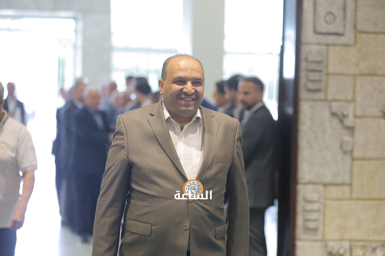 Madar Al-Saa Images 0.9151889378082206