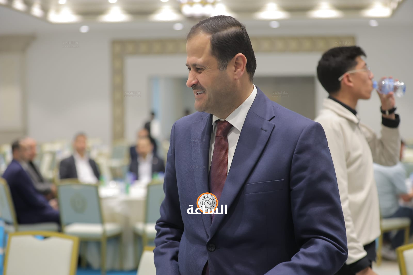 Madar Al-Saa Images 0.42933874825864515