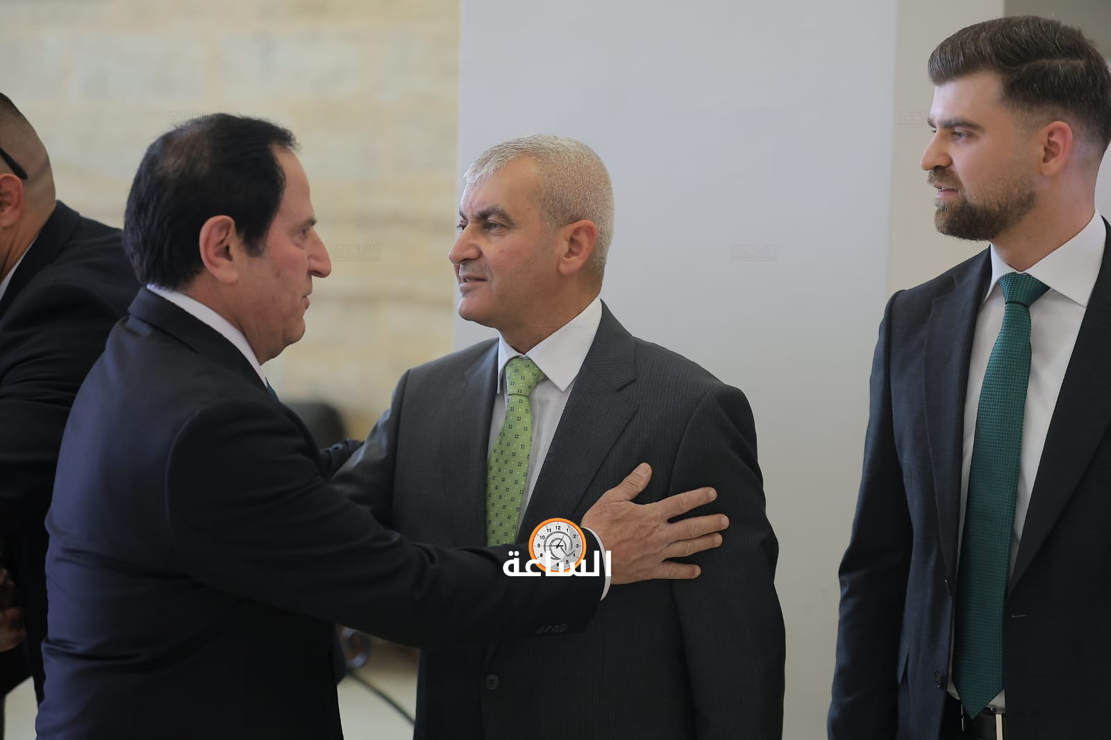 Madar Al-Saa Images 0.9763628454898962