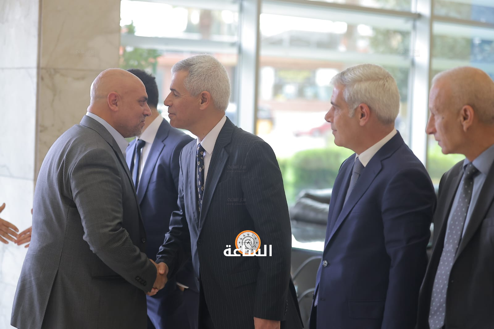 Madar Al-Saa Images 0.6771966620949817