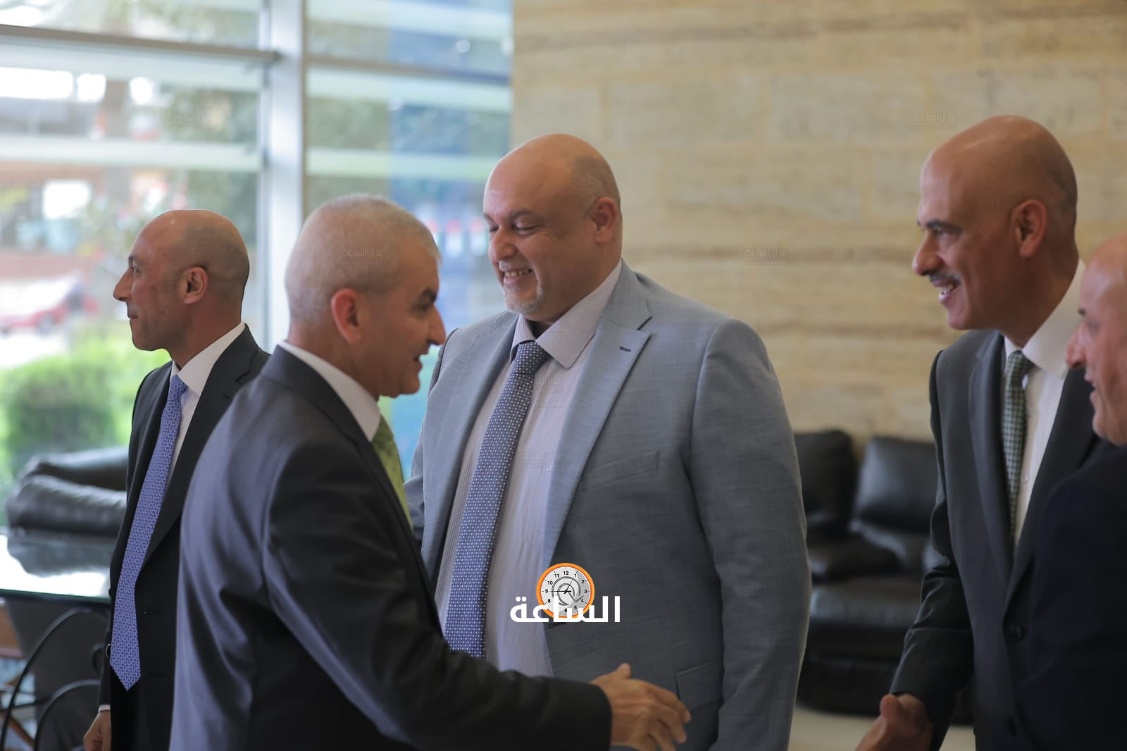 Madar Al-Saa Images 0.518985854898842