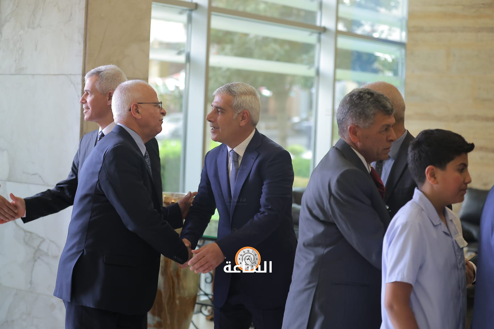 Madar Al-Saa Images 0.8641955288818794