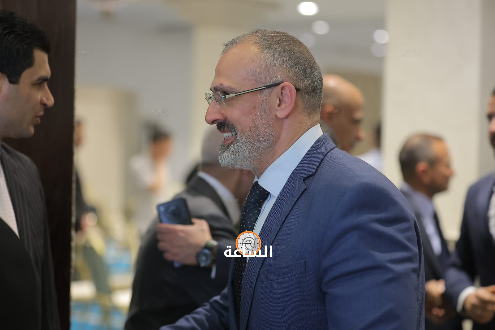 Madar Al-Saa Images 0.8054179071621885