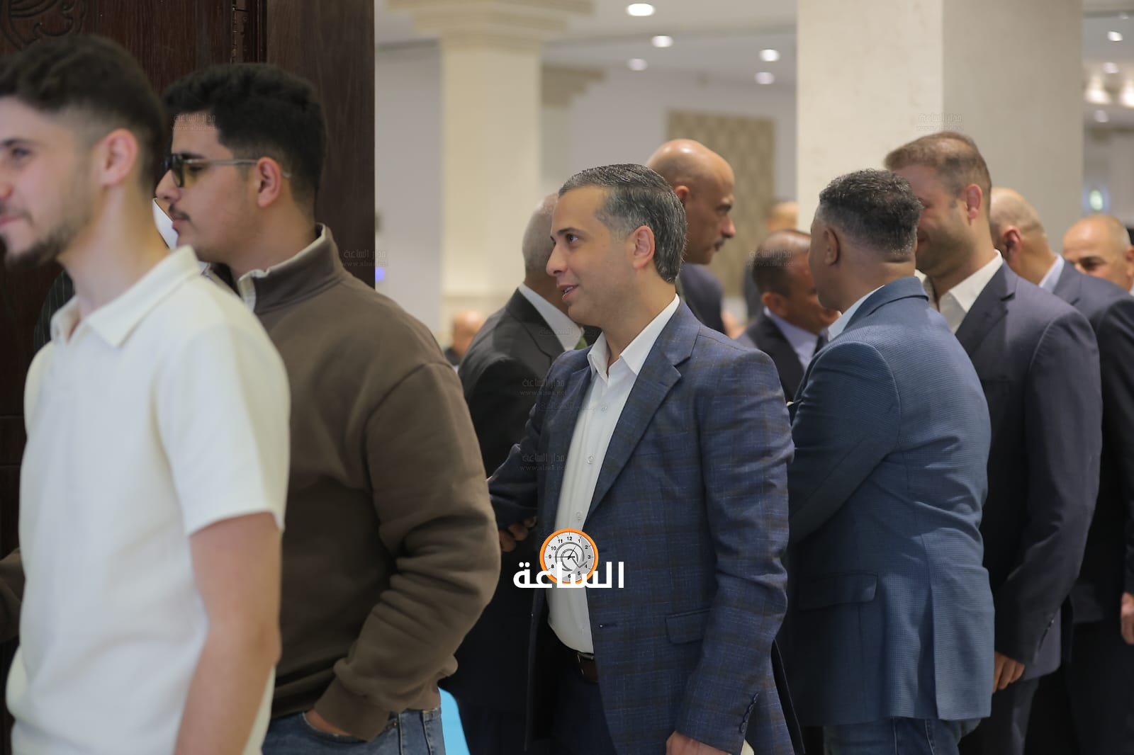 Madar Al-Saa Images 0.4439757787132045