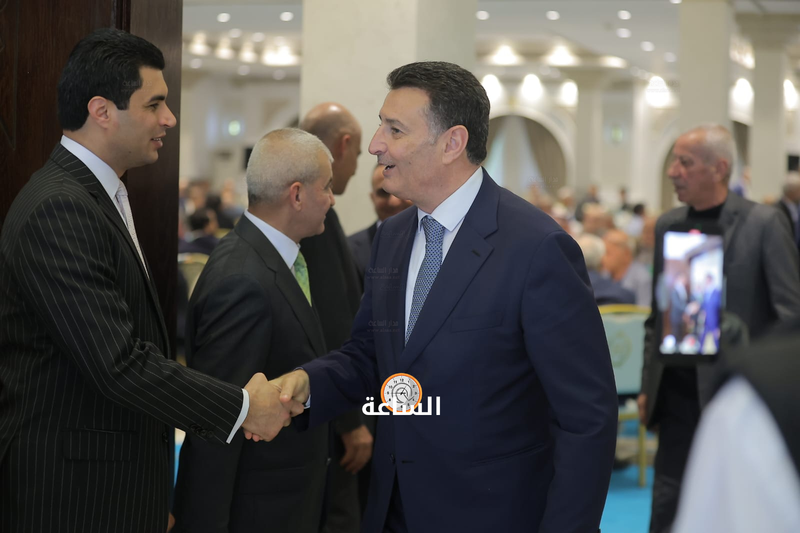 Madar Al-Saa Images 0.58008609640747