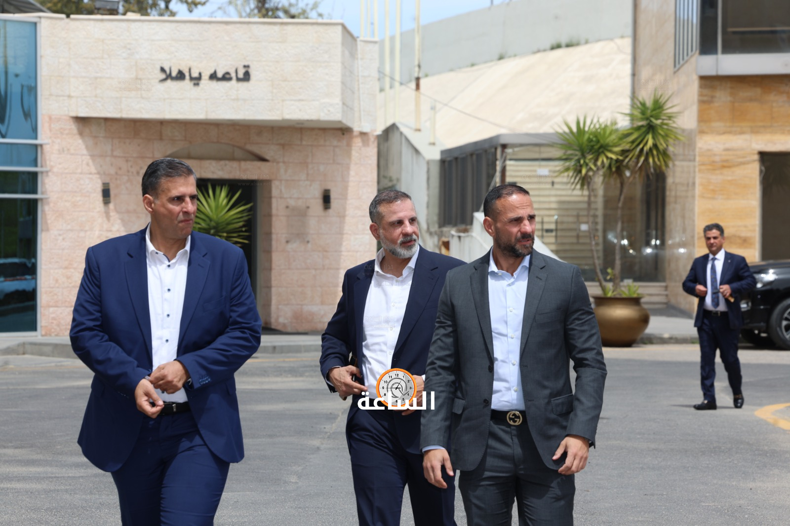 Madar Al-Saa Images 0.3521808429416985