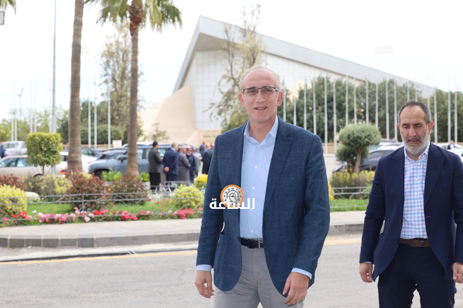 Madar Al-Saa Images 0.002023197326392334