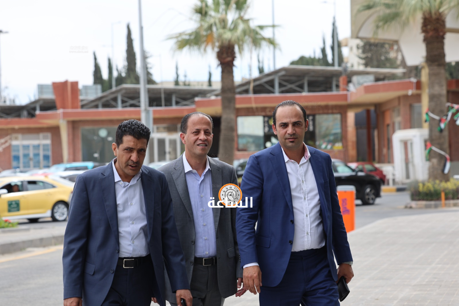 Madar Al-Saa Images 0.00214966776367842