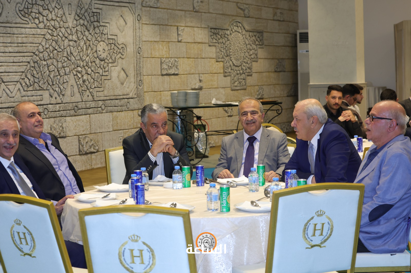 Madar Al-Saa Images 0.104305911354441