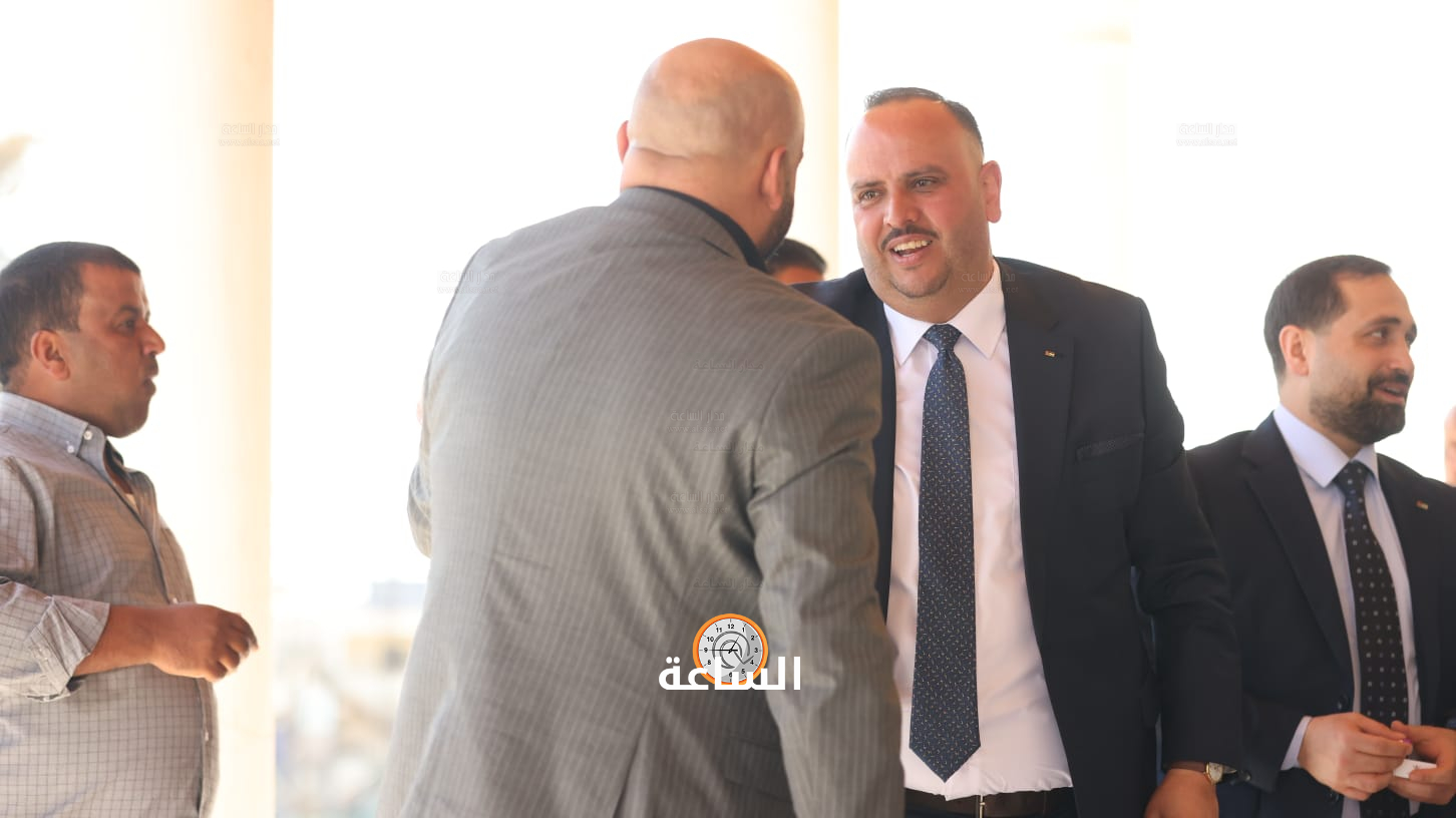 Madar Al-Saa Images 0.4258933653145125