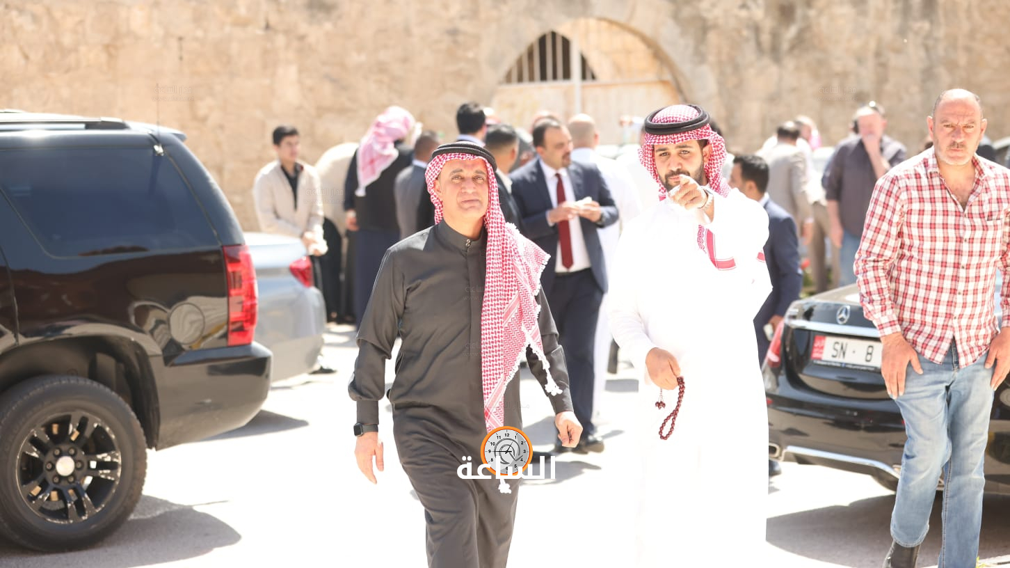 Madar Al-Saa Images 0.42776881085986385