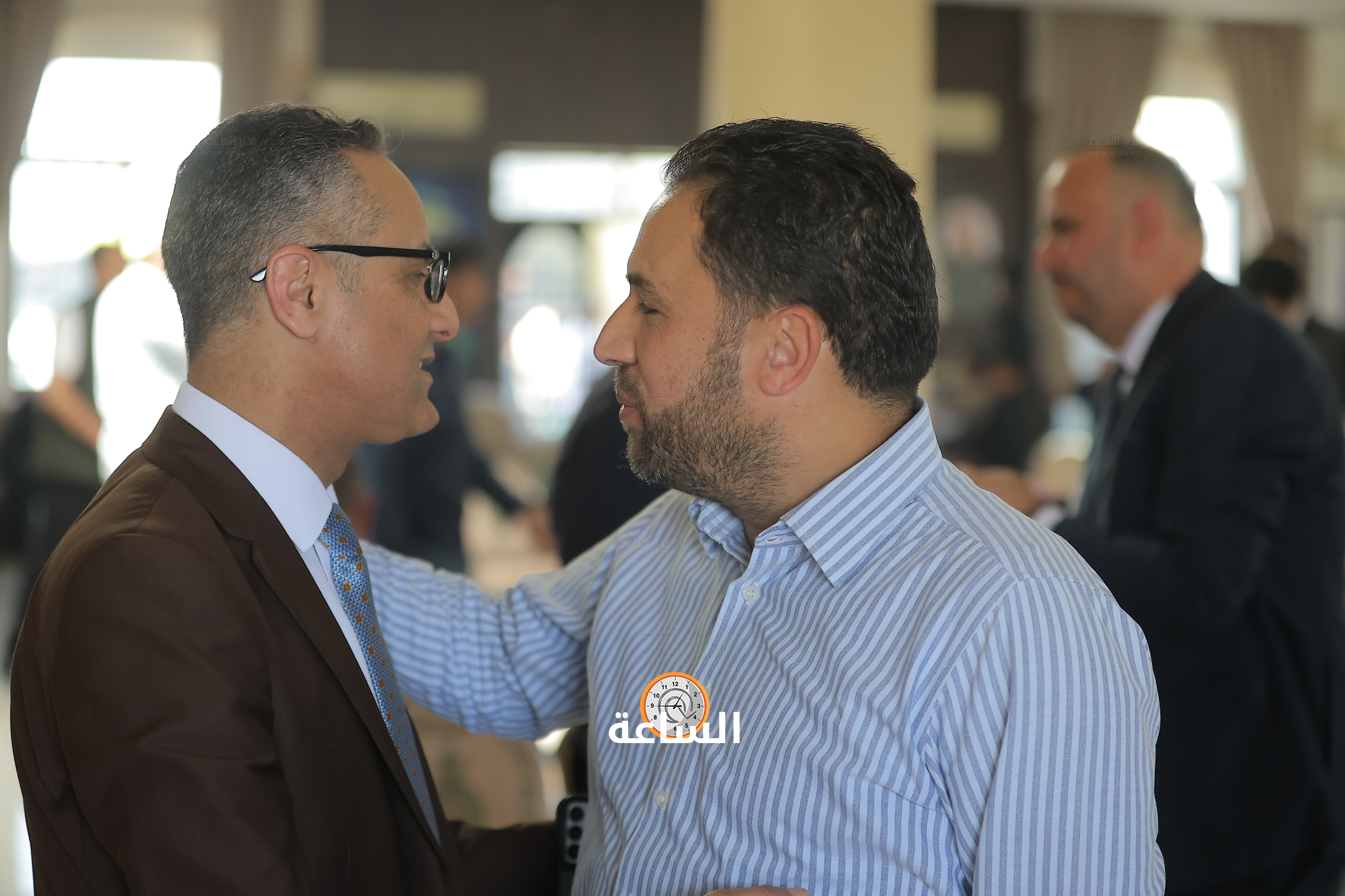 Madar Al-Saa Images 0.6578618584596956