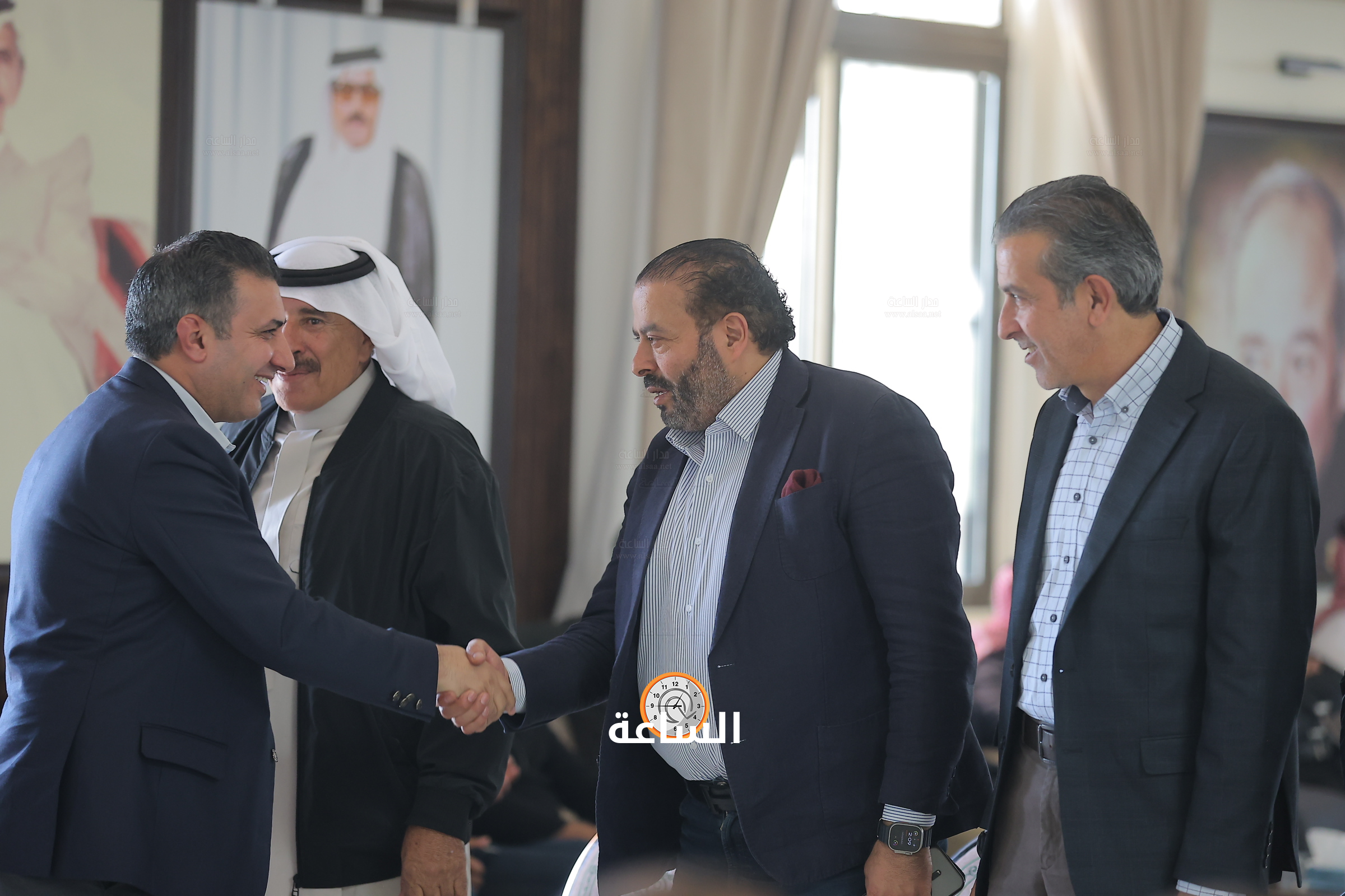 Madar Al-Saa Images 0.1254682305800413