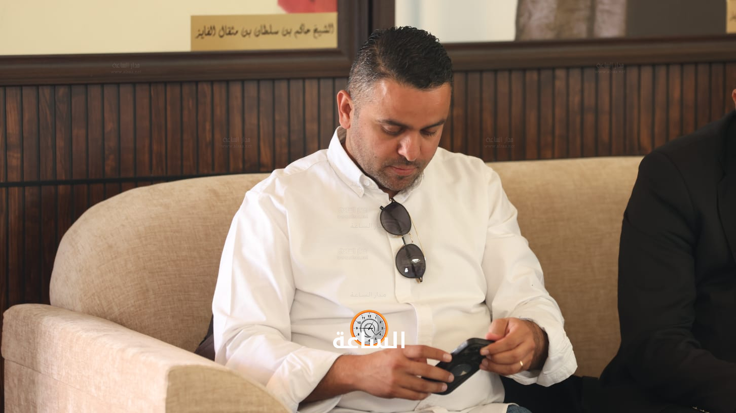 Madar Al-Saa Images 0.4637993235371125