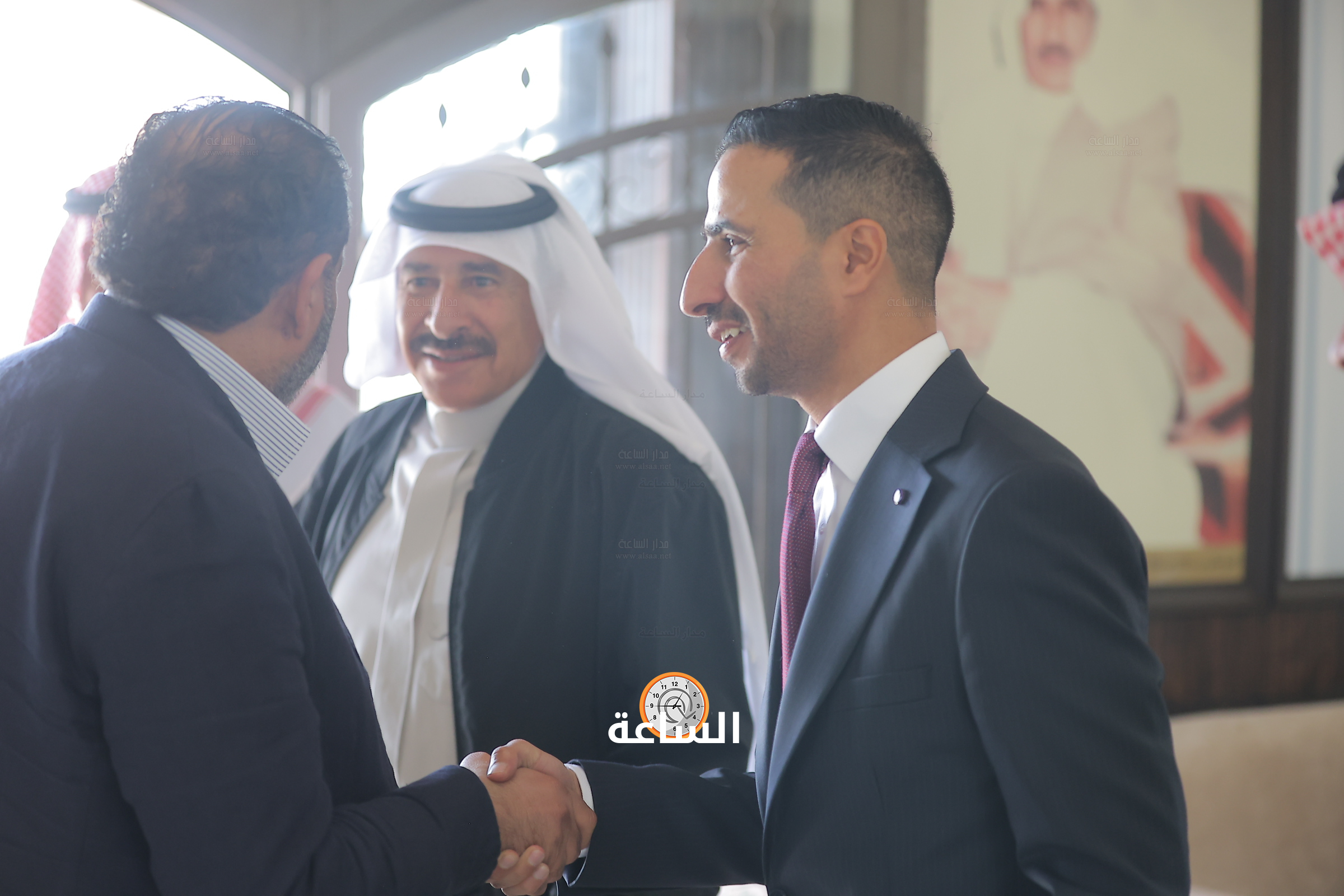 Madar Al-Saa Images 0.7633137252055332