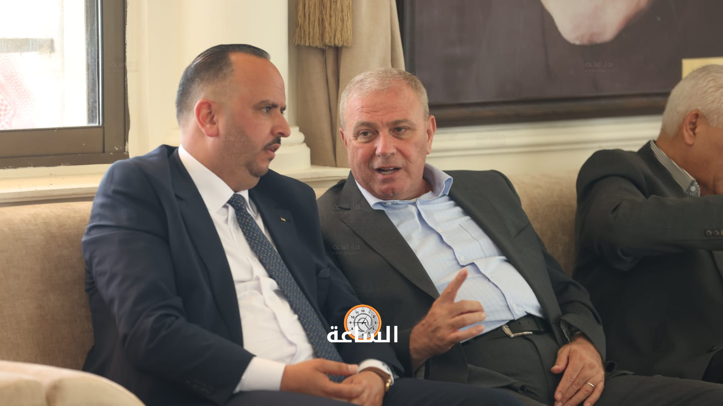 Madar Al-Saa Images 0.12782815627950816