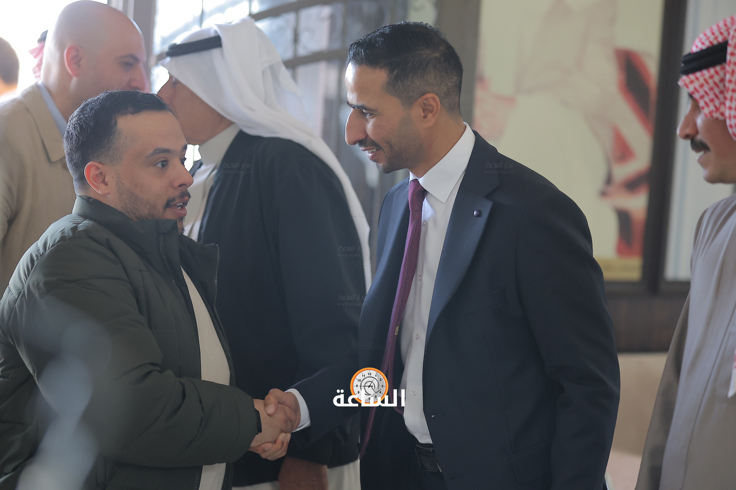 Madar Al-Saa Images 0.3579880492381038